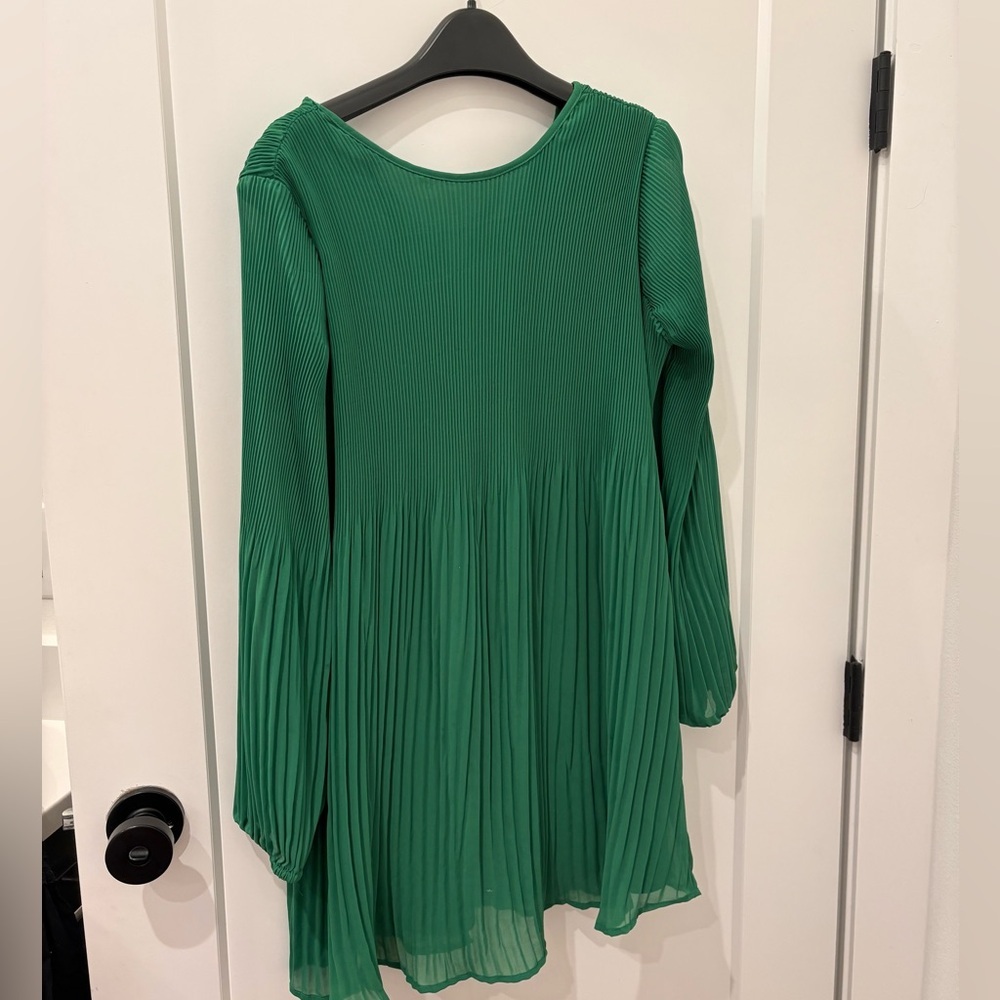 Green Pleated Dress Size Small St. Patrick’s Baylor Notre Dame UNT Game Day